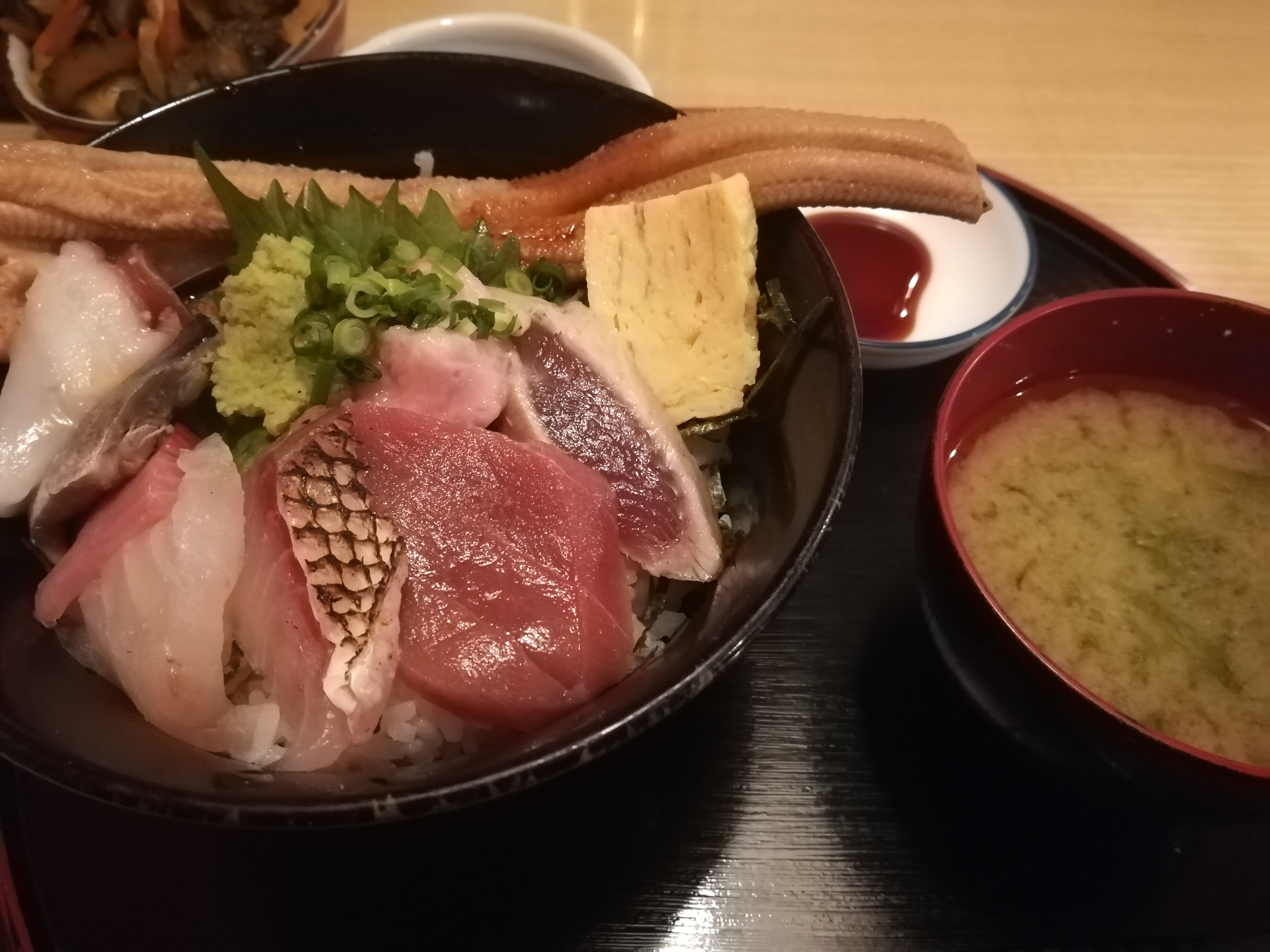 穴子一本のせ海鮮丼 まえ田 八重洲口 ランチ